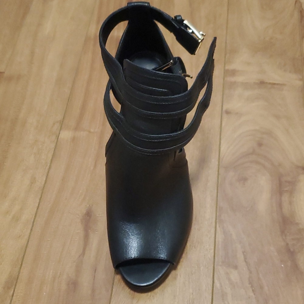 Michael Kors Blaze Leather open Toe Bootie